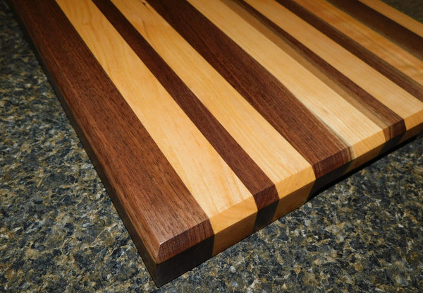 Black Walnut & Cherry Wood Edge Grain Cutting Board with Chamfered Edge - Springhill Millworks