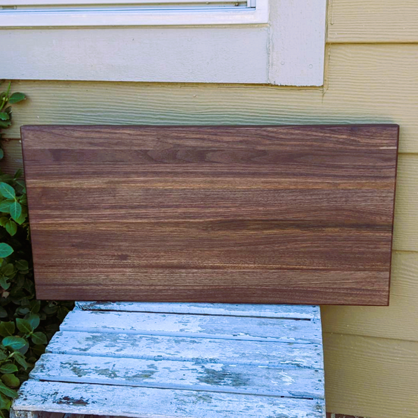 Large Black Walnut Edge Grain Cutting Board with Hand Grooves and Rubber Feet