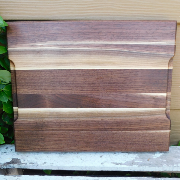 Black Walnut Edge Grain Cutting Board with Hand Grooves and Chamfered Edge
