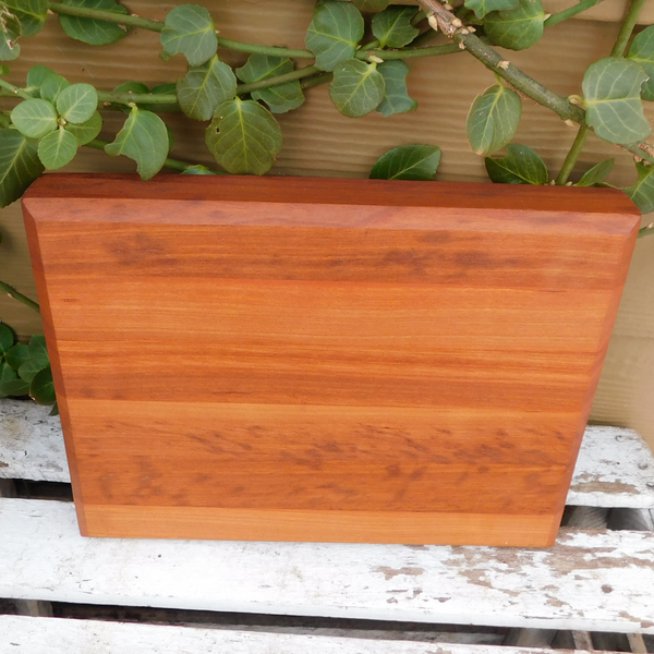Cherry Wood Edge Grain Cutting Board