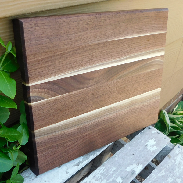 Black Walnut Edge Grain Cutting Board with Hand Grooves and Chamfered Edge