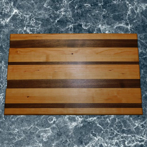 Black Walnut & Cherry Wood Edge Grain Cutting Board - Springhill Millworks