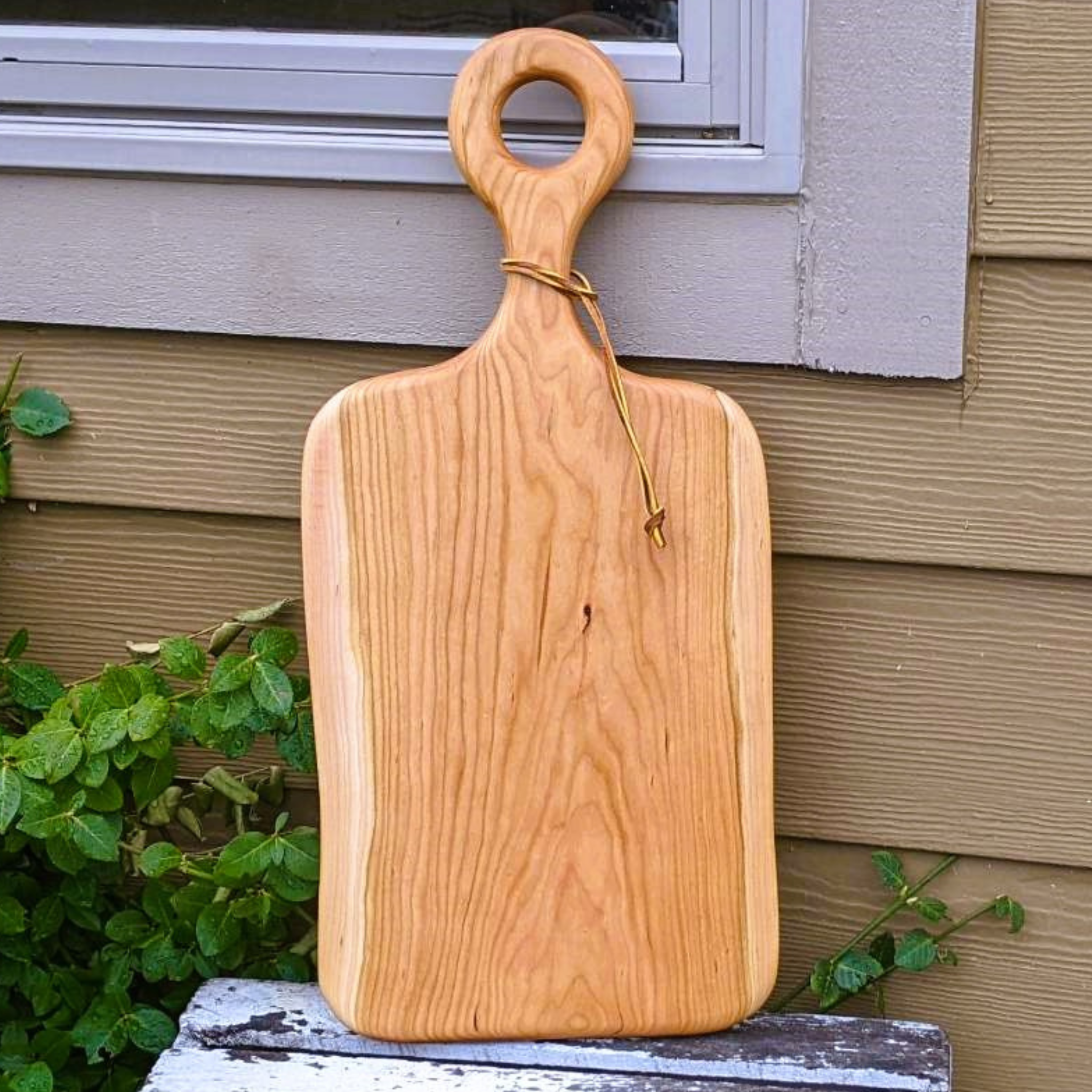 Cherry Wood Charcuterie Board With Handle