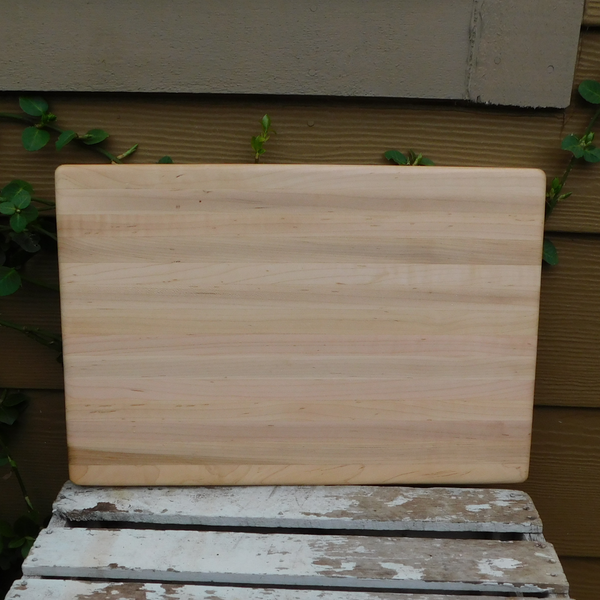 Maple Wood Edge Grain Cutting Board
