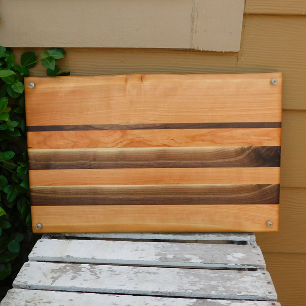 Cherry Wood & Black Walnut Edge Grain Cutting Board with Cast Iron Handles, Clear Rubber Grip Feet & a Beveled Edge