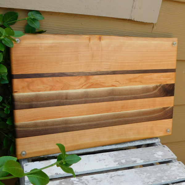 Cherry Wood & Black Walnut Edge Grain Cutting Board with Cast Iron Handles, Clear Rubber Grip Feet & a Beveled Edge