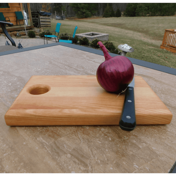 Little Chopper Cutting Board - Cherry Wood Edge Grain