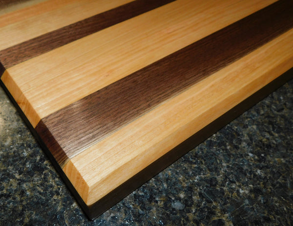 Black Walnut & Cherry Wood Edge Grain Cutting Board