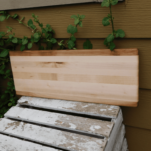 Maple Wood edge grain cutting board handmade in the USA.